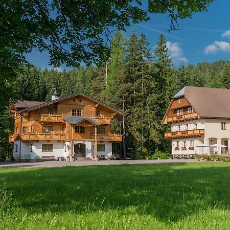 Bio-Holzhaus Und Landhaus Heimat Рамзау-ам-Дахштайн Екстер'єр фото