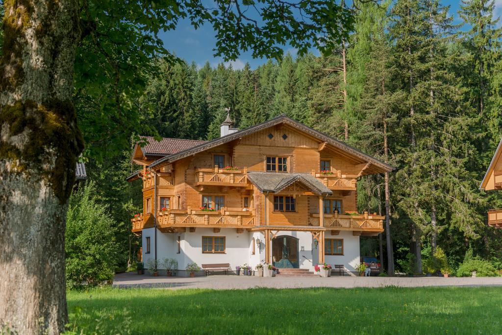 Апартаменти Bio-Holzhaus Und Landhaus Heimat Рамзау-ам-Дахштайн Екстер'єр фото