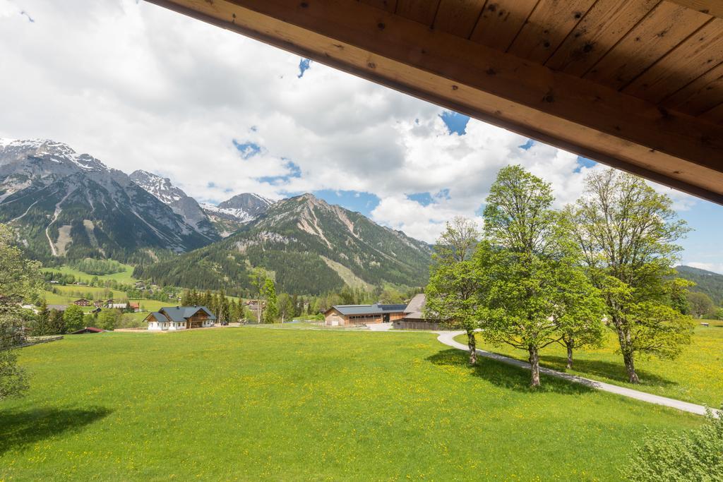 Апартаменти Bio-Holzhaus Und Landhaus Heimat Рамзау-ам-Дахштайн Екстер'єр фото